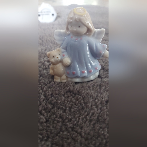 Charming Angel Figurine Set - Pastel Collection - Picture 6 of 14